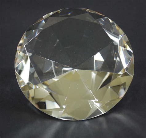 Malaysia Trophy: Crystal Diamond