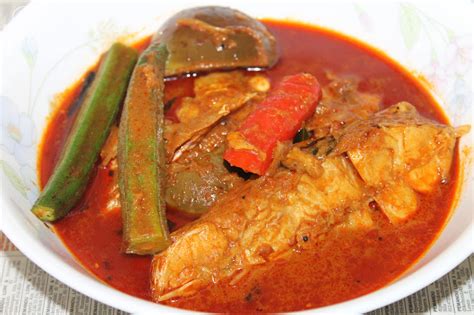 Resepi siakap kengsom asli thai resepi request dari follower. Kari Mamak Kepala Ikan Merah - Azie Kitchen