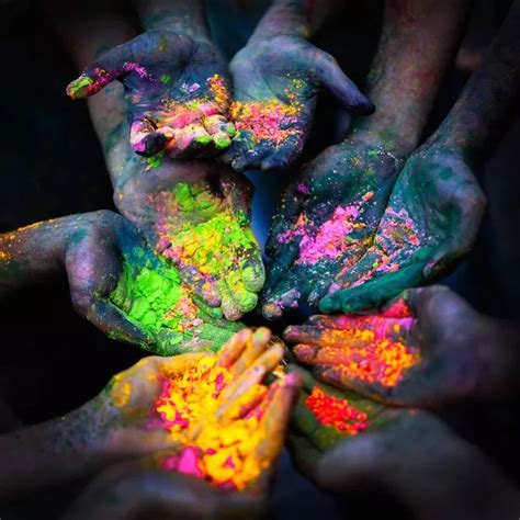 What Is The Holi Festival Of Colours Where Is It Taking Place In The