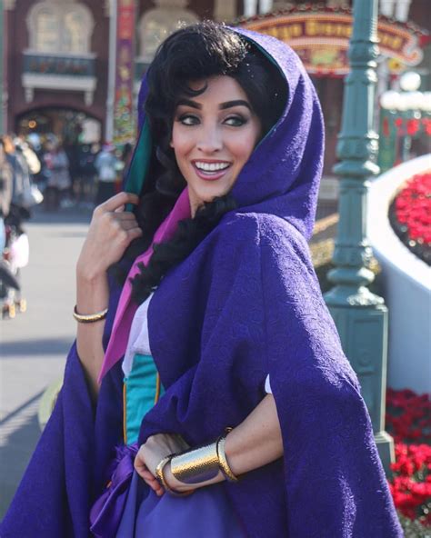 Esmeralda Hunchback Of Notre Dame Disney Cosplay Real Disney Princesses Disney Photography
