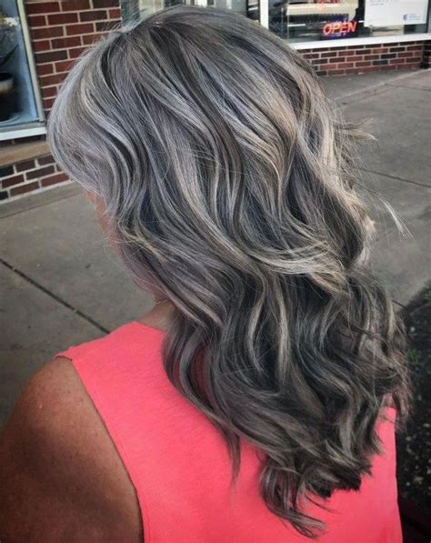 Transitioning To Gray Hair 101 New Ways To Go Gray In 2023 Hadviser
