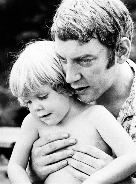 Pin By Nick Goodey On Famous Donald Sutherland Celebrity Babies Actors