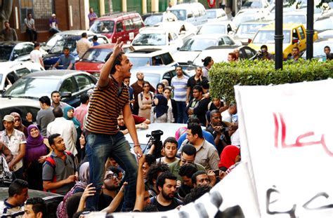 Photo Gallery Egypts April 6 Youth Movement Demonstrate Against Court