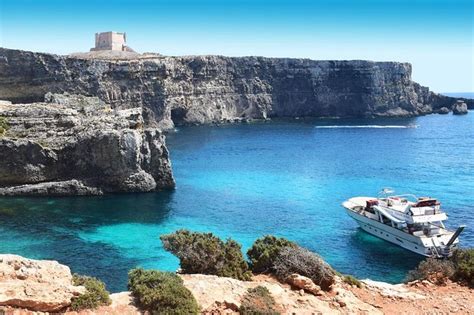 Swim Snorkel And Relax In The Blue And Crystal Lagoons Visit Blue Lagoon Malta