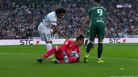 Real betis video highlights are collected in the media tab for the most popular matches as soon as video appear on video hosting sites like youtube or dailymotion. Real Madrid vs Real Betis Partido Completo Jornada 5 Liga 2017-2018 - YouTube