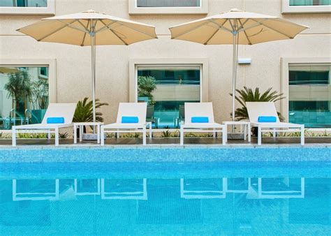 Swimming Pool Hilton Garden Inn Dubai Mall Of The Emirates Dubai