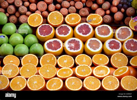 Entire Frame Sliced Oranges Hi Res Stock Photography And Images Alamy
