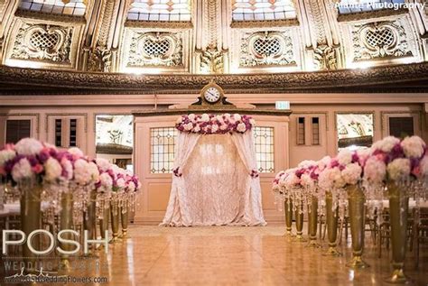 Tall Centerpieces With Dangling Crystals Used As Aisle Decor Tall