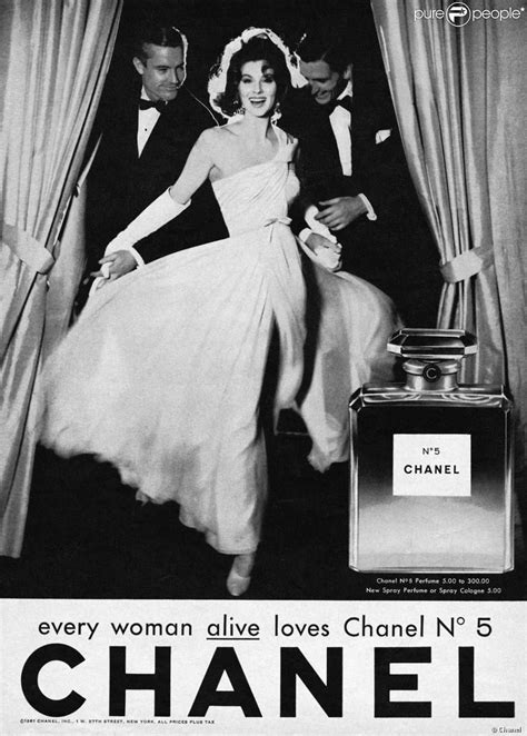 PHOTOS Publicité Chanel pour le célèbre N5 1957 Ideias fashion