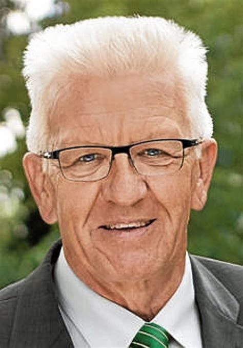 Aktuelle news zu winfried kretschmann: Landtagswahl im Wahlkreis Nürtingen: Kretschmann macht's ...