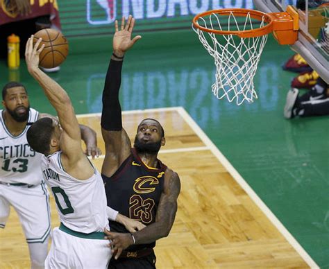 Jayson tatum dunks on lebron james and taunts him! NBA playoffs: LeBron James made to look SILLY after Jayson ...