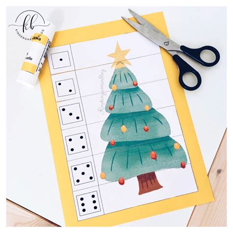 Unser kleinster christbaumständer hält tannenbäume bis 1,8 meter höhe. Tannenbaum Schneidübung - Kindergartenblog