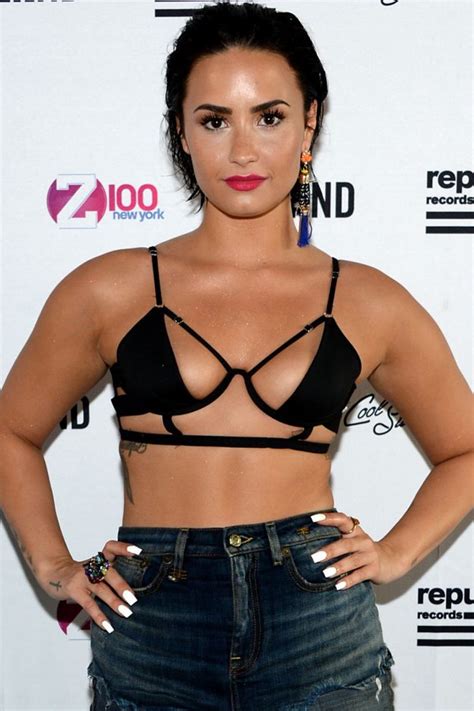 Demi Lovato ‘has Nude Photos Leaked As She Reportedly Becomes The