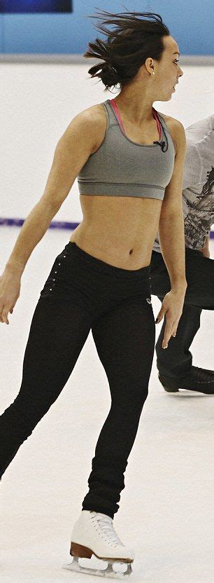 Retro Bikini Beth Tweddle Show Off Her “gymnasts Physique” In Dancing On Ice Rehearsals