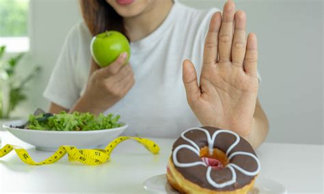 8 Makanan Yang Harus Dihindari Saat Diet