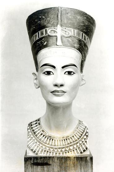 Bust Of Queen Nefertiti Front View Copy Of Bust In The Aegyptisches Museum Berlin Giclee