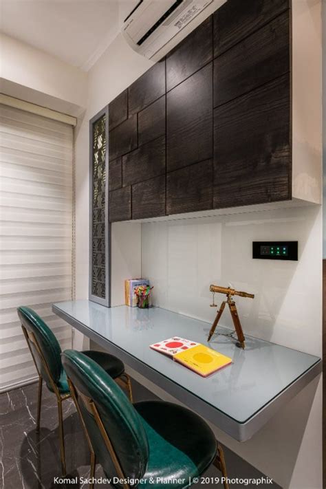 An Elegant Apartment With A Dramatic Edge Komal Sachdev Designer