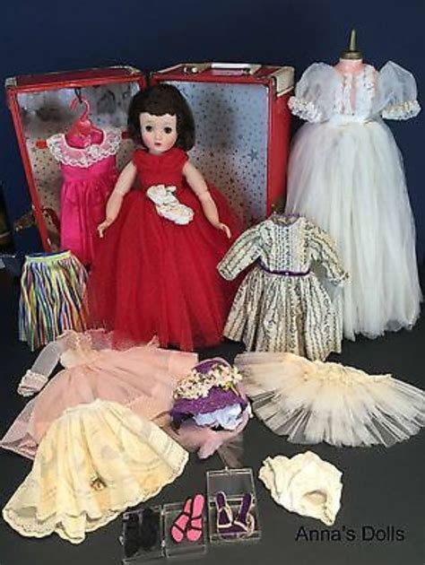 Vintage Madame Alexander Elise Doll With Trunk And Additional Items Of