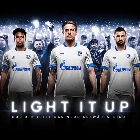 Umbro's trademark diamond trim features on the sleeves of the new schalke away shirt, a style that's. Schalke 2018-19 Umbro Away Kit | Football Shirt News