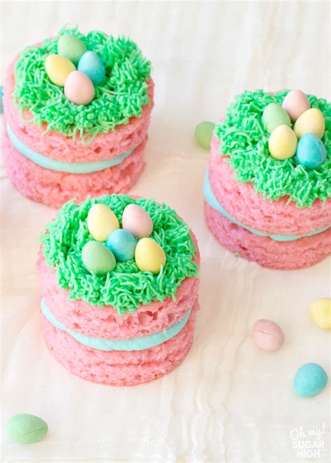 Check out this of list 15 amazing desserts you. Wondering what to make for Easter dessert? Try these adorable mini Easter cakes with chocolate ...