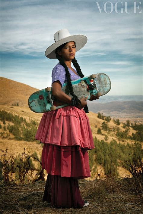 Imillaskate Las Cholitas Bolivianas Que Llevan Su Herencia En Una