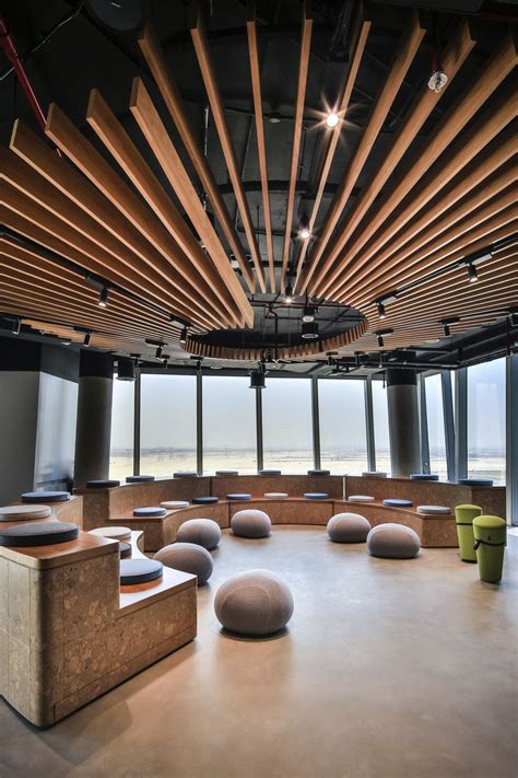Spectacular Dubai Office Inspired By The Beautiful Sandy Dunes