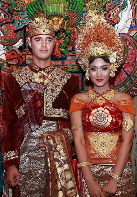 11 Inspirasi Baju Pernikahan Adat Bali Ala Bangsawan Di Hari Bahagia
