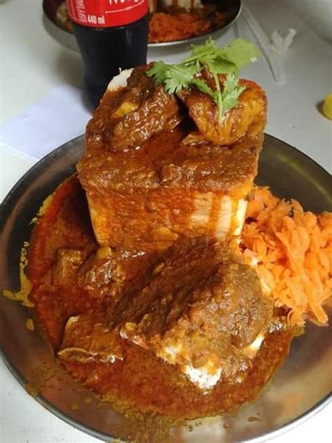 In bunny chow durban recipe making a bunny chow bunny chow recipe, bunny chow how to bunny chow, is a uniquely south african dish. Durban Mutton Bunny Chow | Bunny chow, Curry recipes ...