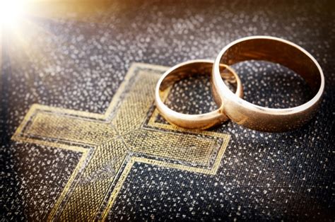 A Guide To Getting Married In The Catholic Faith Fashion Gone Rogue