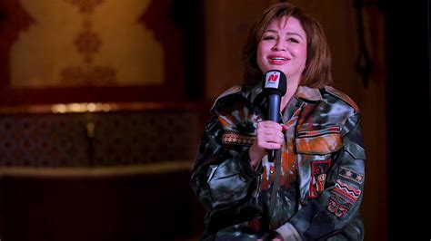 اليوم الثالث من يناير، تطفىء الفنانة إلهام شاهين الشمعة السابعة والخمسين من عمرها، لتبدأ عامًا جديدًا حافلًا بالطموحات في استعادة أمجاد السينما المصرية، حيث تعدّ واحدة من سيدتي نت يحتفل مع الفنانة إلهام شاهين بيوم ميلادها بالوقوف أمام 10 أسرار من حياتها. الهام شاهين كلام من القلب - YouTube