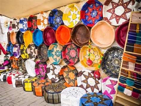 Souk Fes Tienda Del Artesano Marruecos De Medina Foto De Archivo