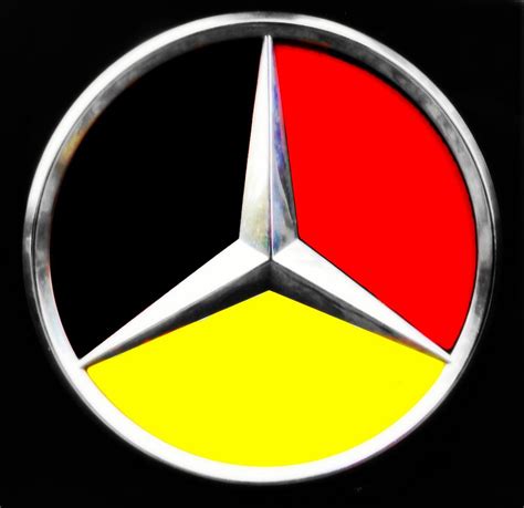 Mercedes Benz logo. Via flickr. #MercedesBenzLogo | Mercedes benz logo, Mercedes, Mercedes benz