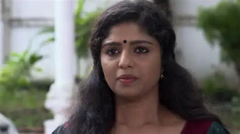 Watch And Enjoy All The Episodes Of Chembarathi Tv Serial Online On Zee5