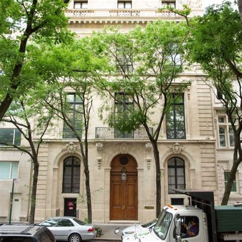 Chances are, you're already well aware that jeffrey epstein is a weird guy. Inside Jeffrey Epstein's $77 Million NYC Townhouse ...
