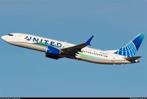 N77259 United Airlines Boeing 737 8 Max Photo By Luismbastardob Id