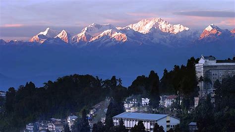 Top 10 Tourist Attractions In Darjeelingtop Visiting Places In