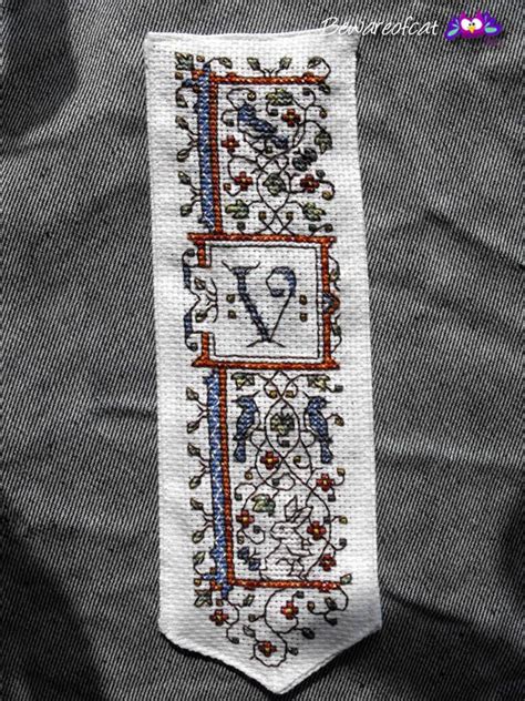 pdf.zx48 medieval cross stitch samplers rating: Medieval bookmark | Medieval embroidery, Cross stitch ...
