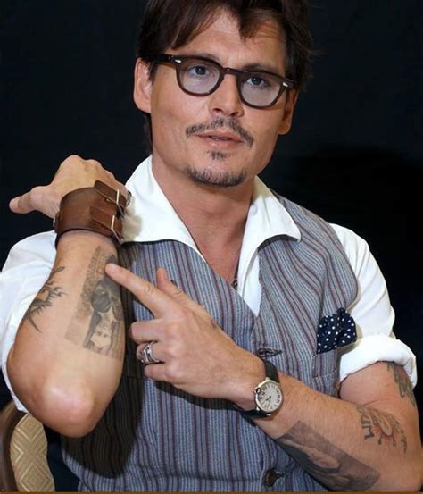 This is the first johnny depp's tattoo and it represents the head of cherokee indian, which is. Johnny Depp's Tattoos Say A Lot | Johnny depp tattoos ...