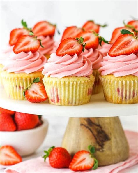 25 Best Strawberry Desserts Best Strawberry Dessert Recipes