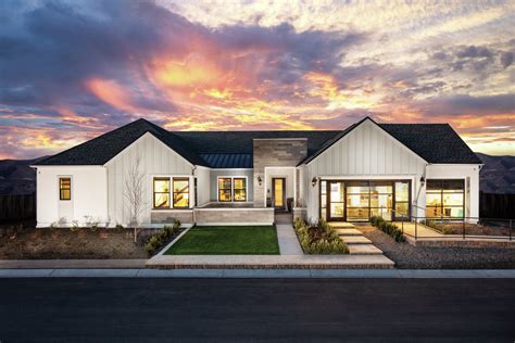 24 Trendy Modern Farmhouse Exterior Styles Build Beautiful