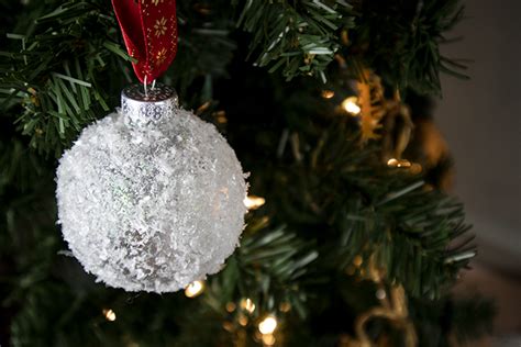 Snowball Christmas Ornament Easy Diy Christmas Ornament Clumsy Crafter