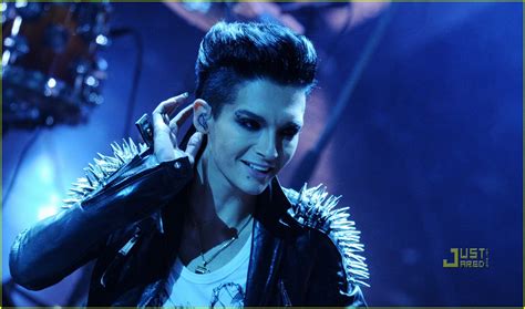 Tokyo, officially the tokyo metropolis, is the de facto capital and most populous prefecture of japan. Tokio Hotel: Oh Oberhausen!: Photo 2430865 | Bill Kaulitz ...