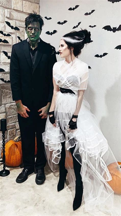 Pin By Kay𖨆 On H A L L O W E E N ☠︎︎ Scary Couples Halloween Costumes