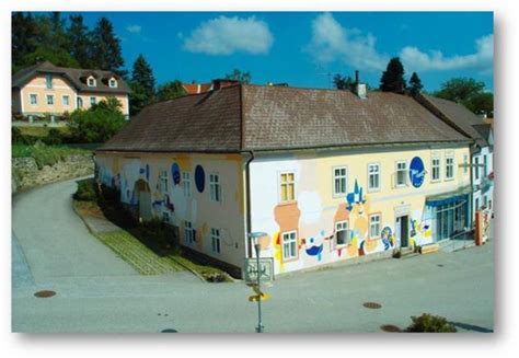 I believe this is one of the best hotel i have ever visited in my life. Weltkunst von Sauer Haus EUROPA