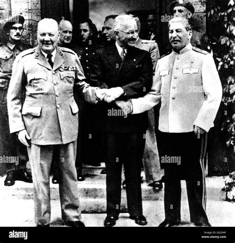 Stalin Y Churchill Noviembre De 1945 Segunda Guerra Mundial Fotografías E Imágenes De Alta