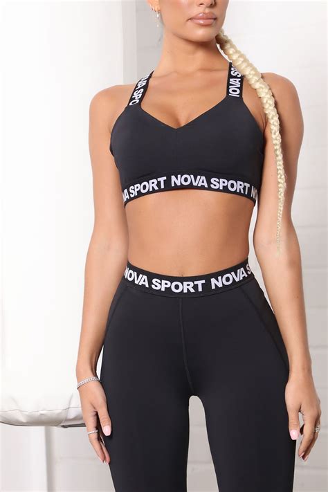 Nova Fit Active Sports Bra In Sculpt Tech Black Fashion Athletic Sports Bras Fashion Nova