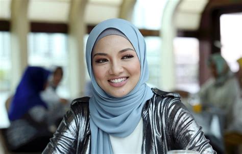 Neelofa Makes It To Forbes 30 Under 30 Asia 2017 List New Straits