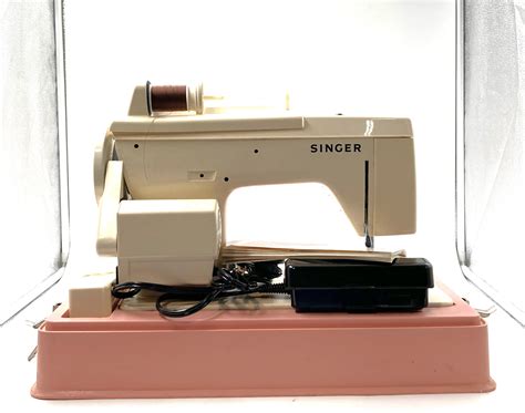buy the vintage singer merritt 2404 sewing machine goodwillfinds