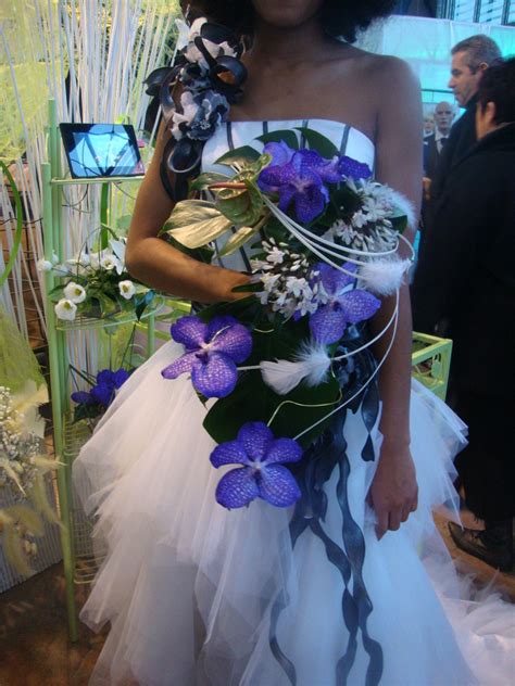 Jun 16, 2015 · n'oubliez donc pas votre bouquet de mariée. Bouquet de mariée original - ART FLORAL - CHAUMONT - 52 ...