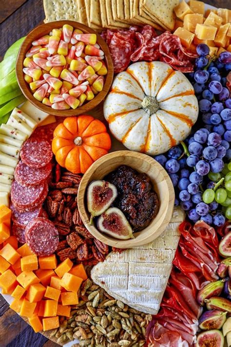 These Halloween Grazing Boards Are A Total Treat In 2020 Fall